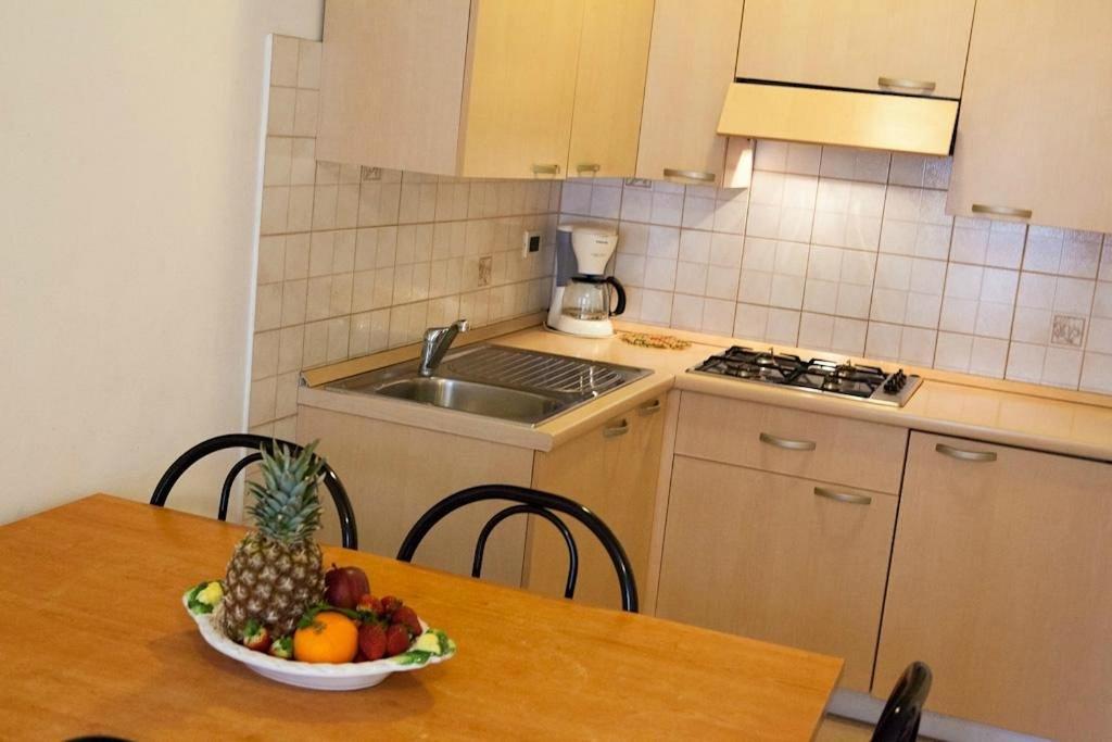 Giada Palace Apartments & Pool - Giada Palace Group ルッカ エクステリア 写真