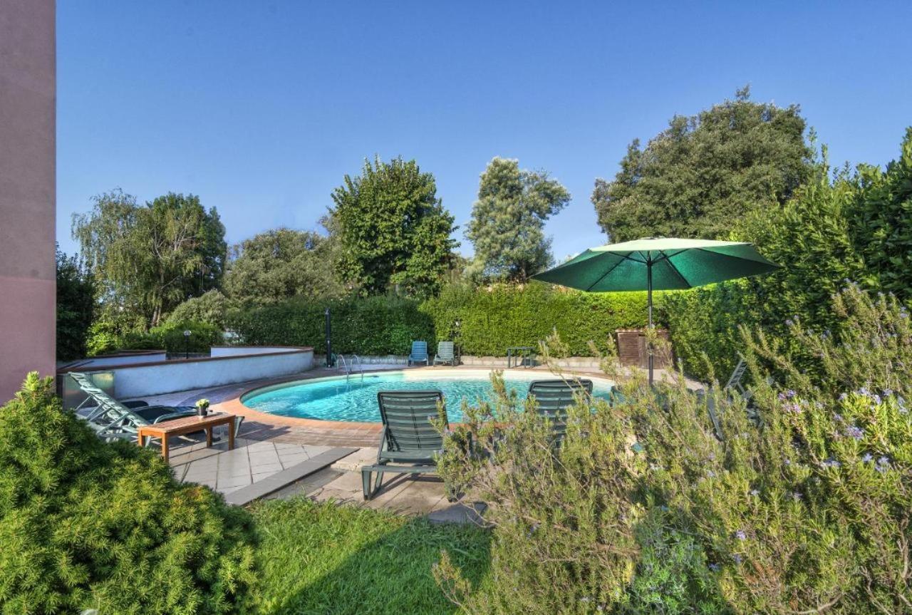 Giada Palace Apartments & Pool - Giada Palace Group ルッカ エクステリア 写真
