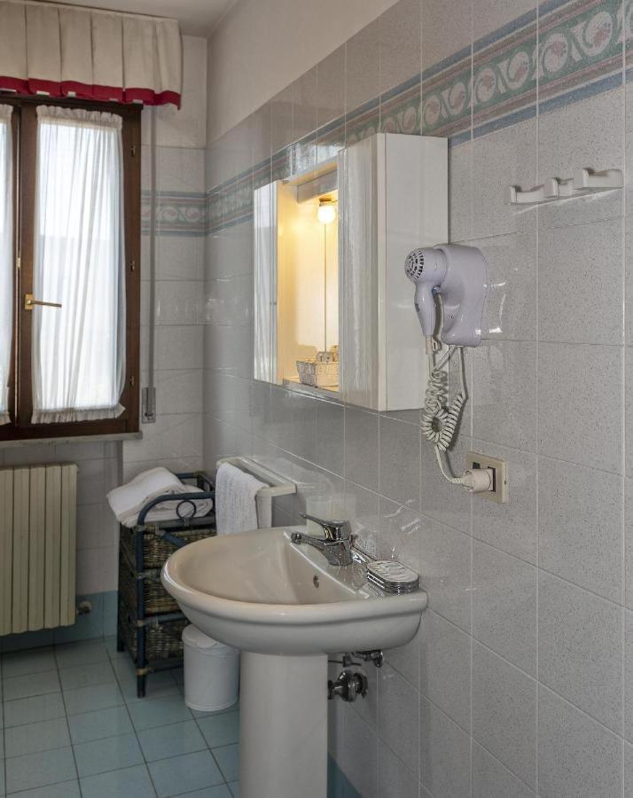 Giada Palace Apartments & Pool - Giada Palace Group ルッカ エクステリア 写真