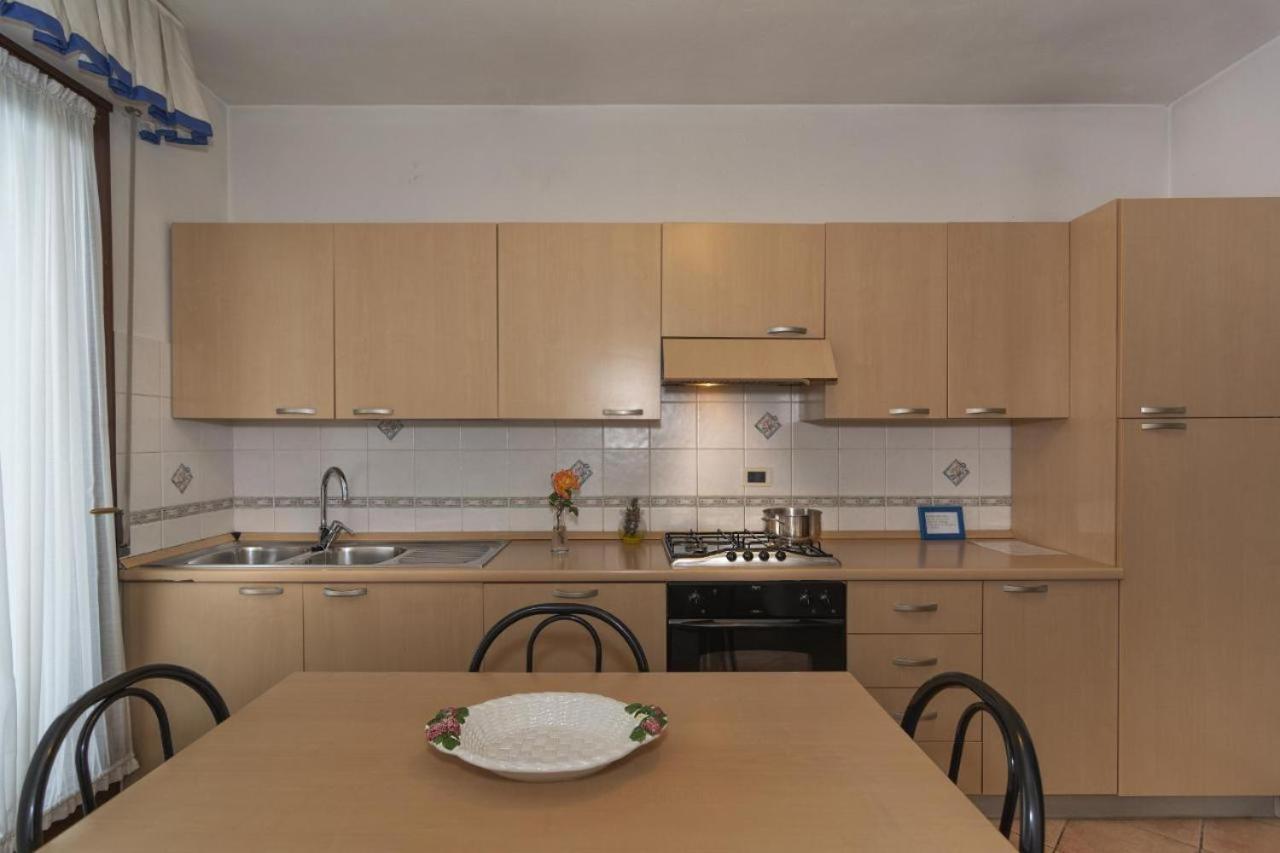Giada Palace Apartments & Pool - Giada Palace Group ルッカ エクステリア 写真