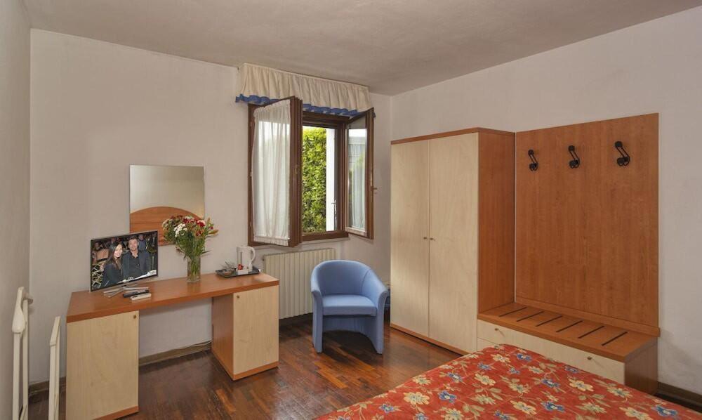 Giada Palace Apartments & Pool - Giada Palace Group ルッカ エクステリア 写真